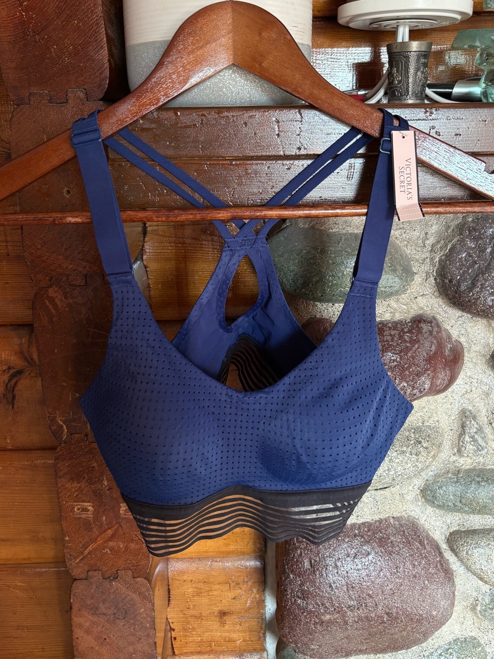 NWT Victoria’s Secret Strappy Racerback Sports Bra Navy 34A